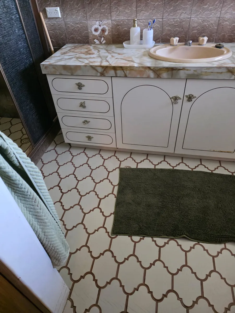 Kitchen & Bathroom Strip Outs